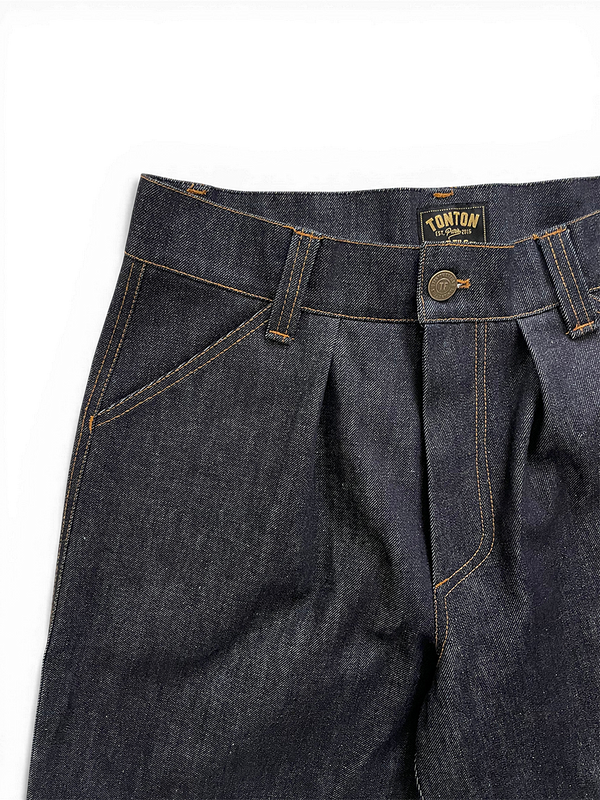 Le pantalon « de service » Denim 12 Oz