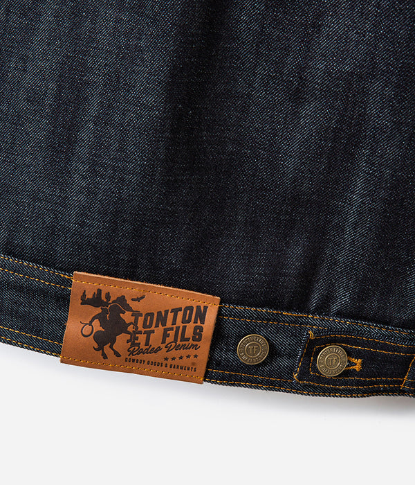 The “Monterey” denim jacket lined with wool