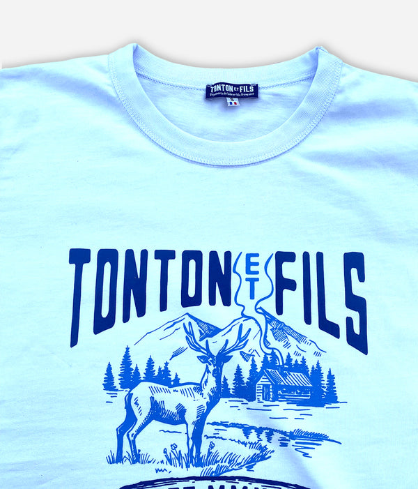 Das weiße „Deer“-T-Shirt
