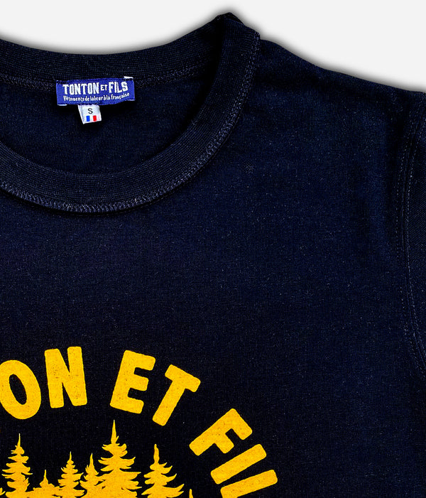Das marineblaue „Wild&amp;Wise“-T-Shirt