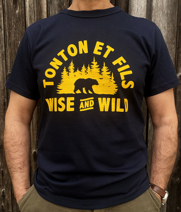 Das marineblaue „Wild&amp;Wise“-T-Shirt